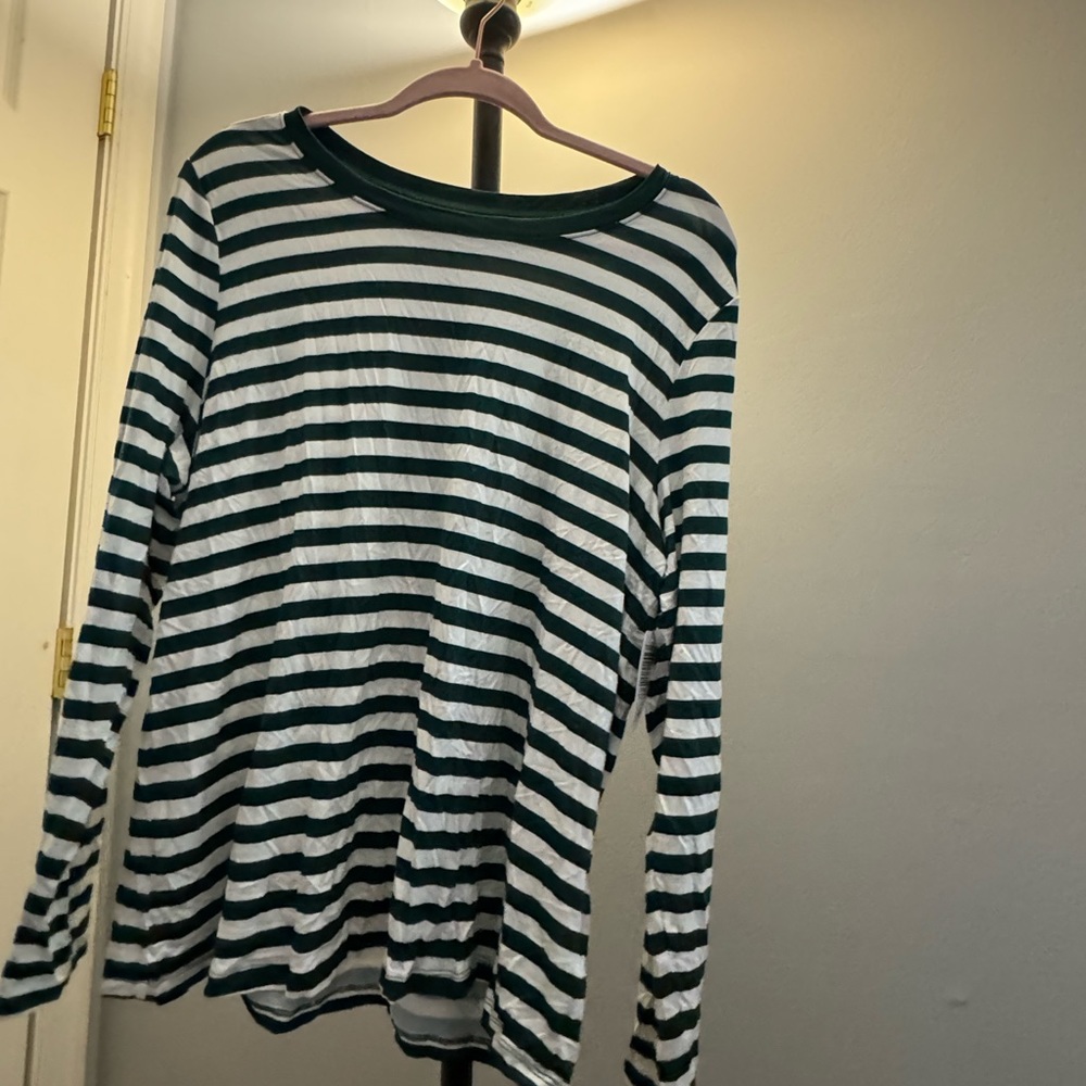 Green and White Torrid long sleeves Top 2